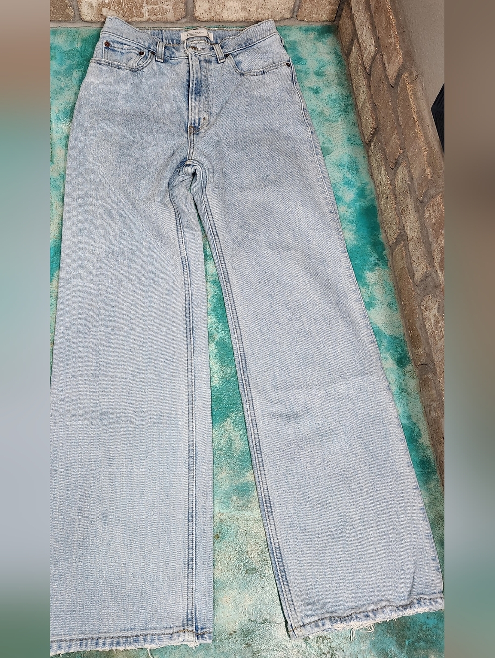Abercrombie High Rise 90's Relaxed Fit Jeans, 25 Short. EUC.